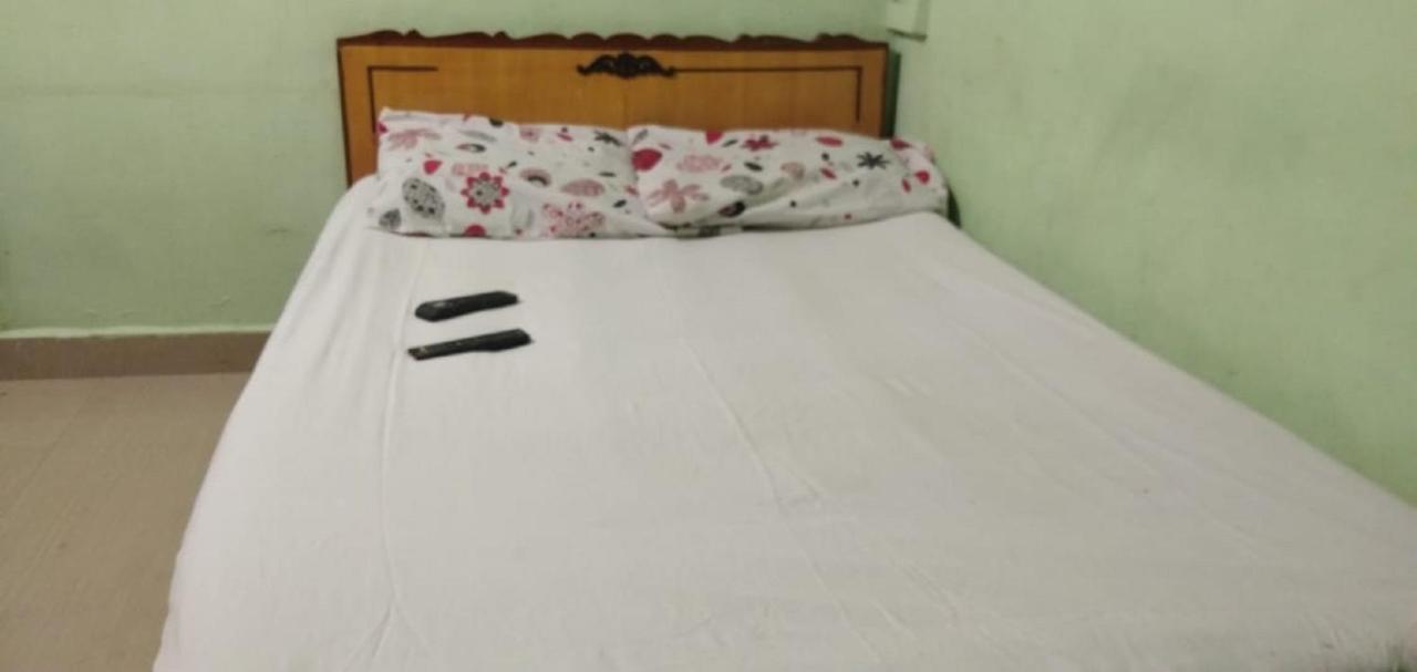 פונדיצ'רי Family Guest House Near Bus-Stand מראה חיצוני תמונה