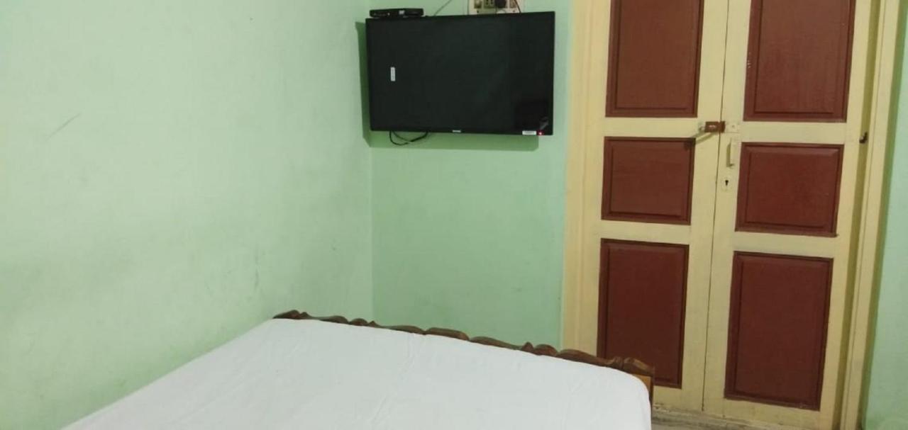 פונדיצ'רי Family Guest House Near Bus-Stand מראה חיצוני תמונה